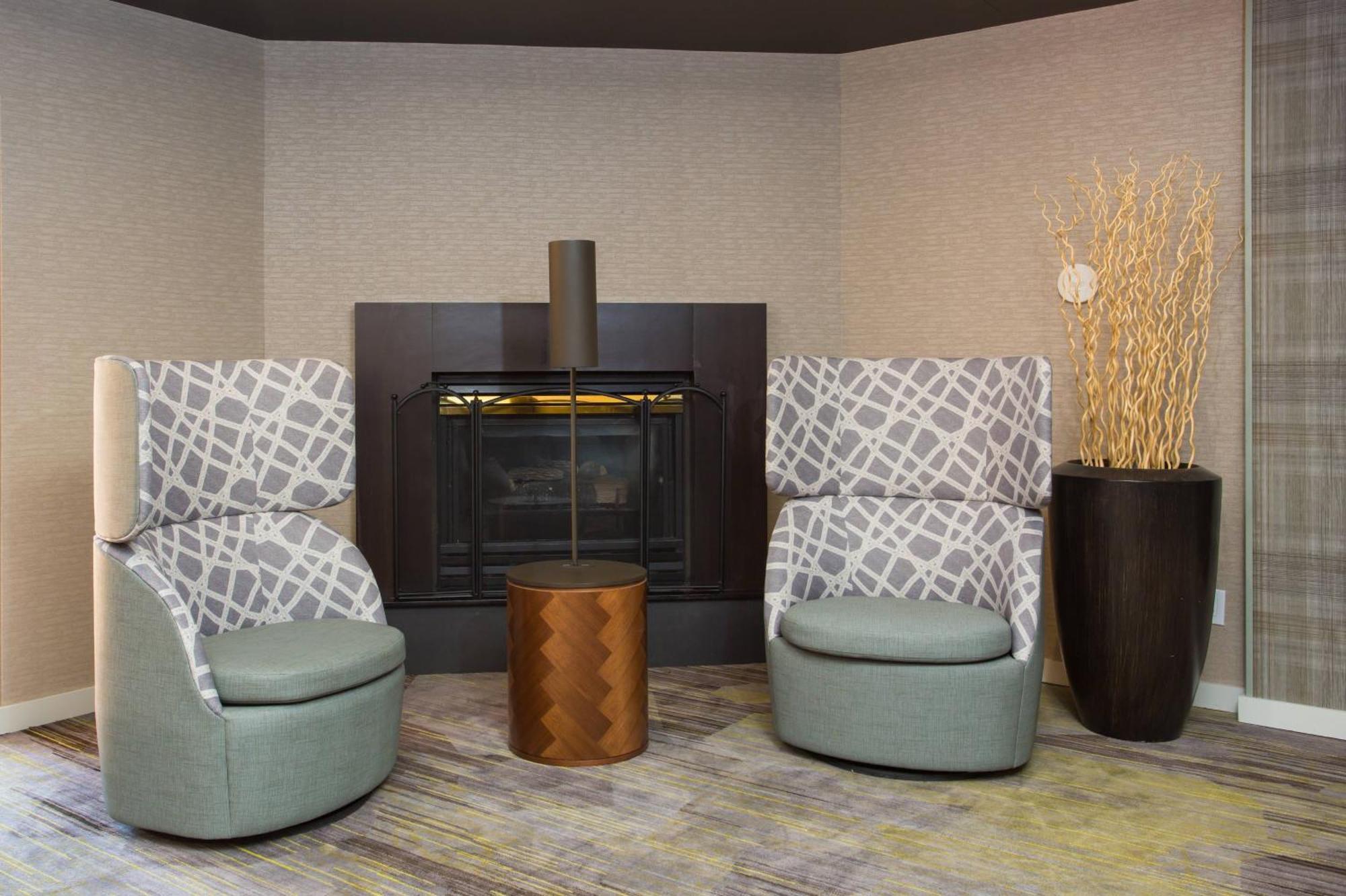 Courtyard By Marriott Boston Westborough Hotel Exterior photo