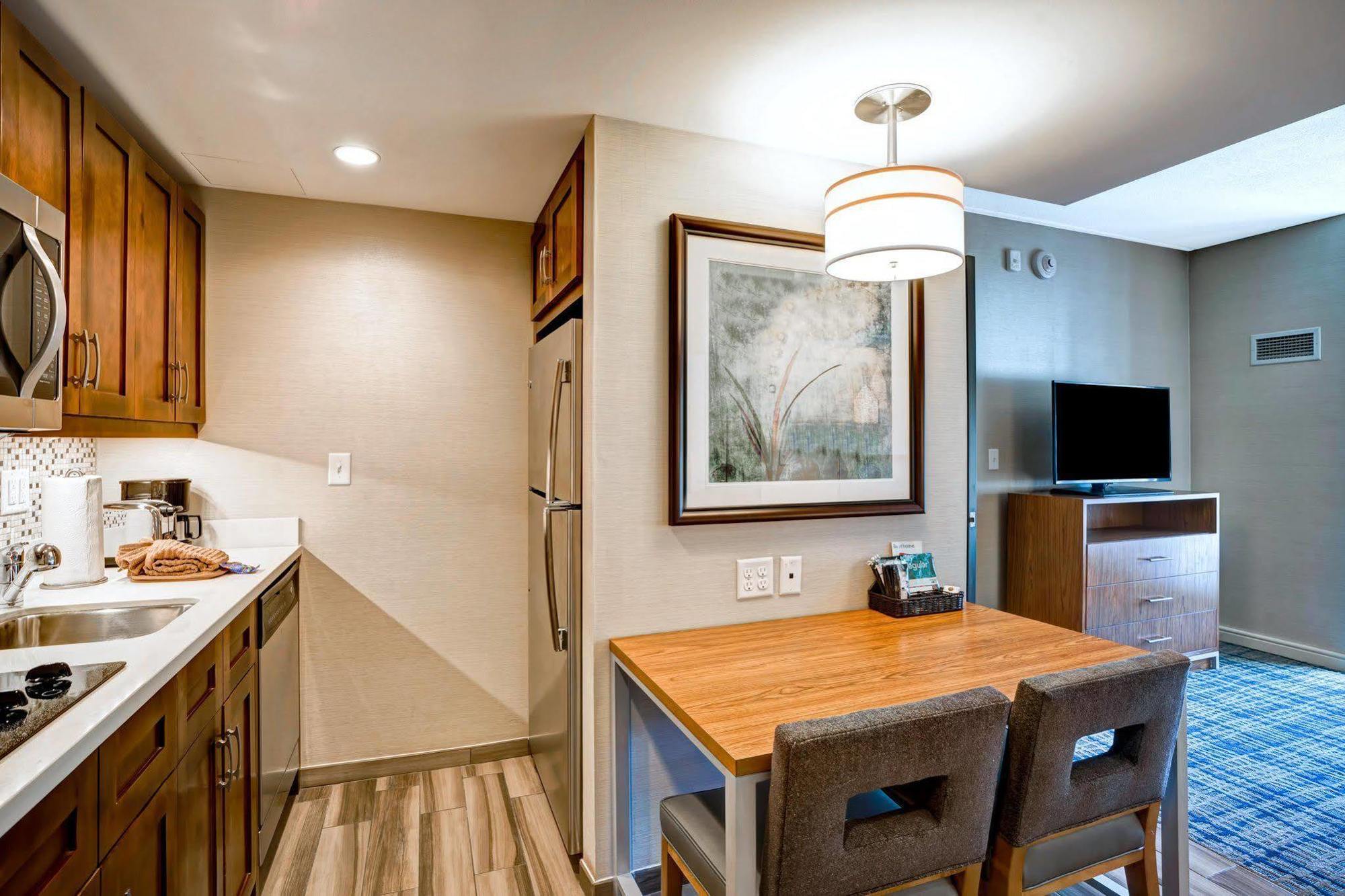 Courtyard By Marriott Boston Westborough Hotel Exterior photo