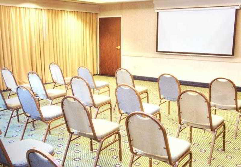Courtyard By Marriott Boston Westborough Hotel Business photo