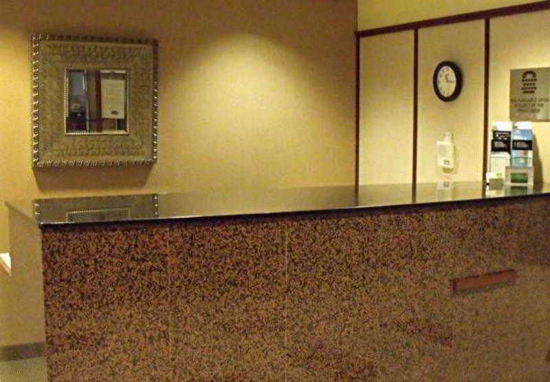 Courtyard By Marriott Boston Westborough Hotel Interior photo